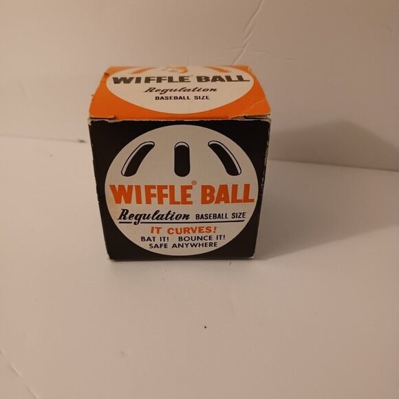 Wiffle Ball Original Regulation Baseball Size‎ Curve Training Plastic Ball - Picture 1 of 4